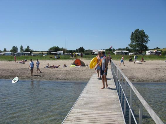 Vikaer Strand Camping & Cottages Diernæs Extérieur photo